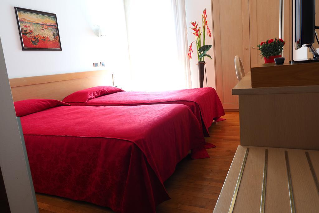 Hotel Spresiano ภายนอก รูปภาพ