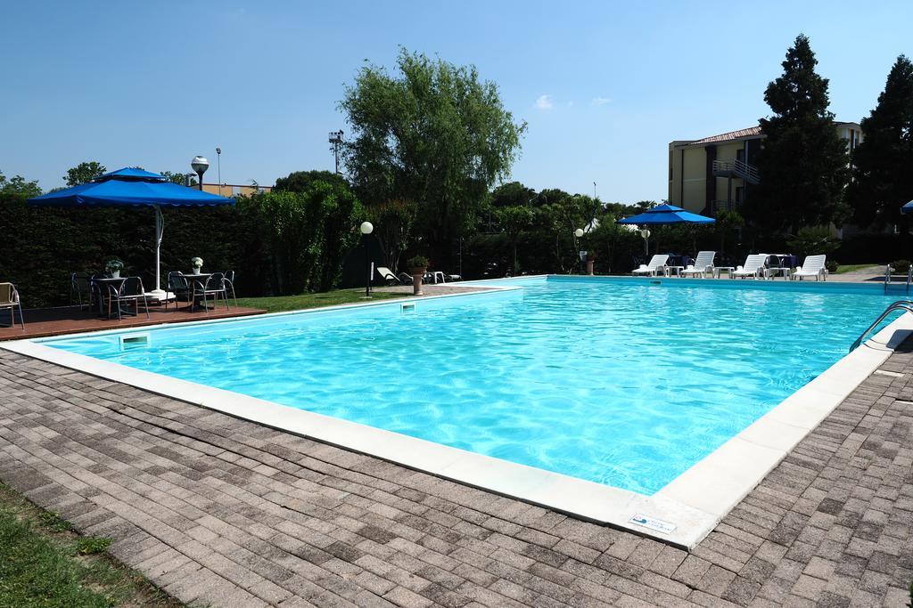 Hotel Spresiano ภายนอก รูปภาพ